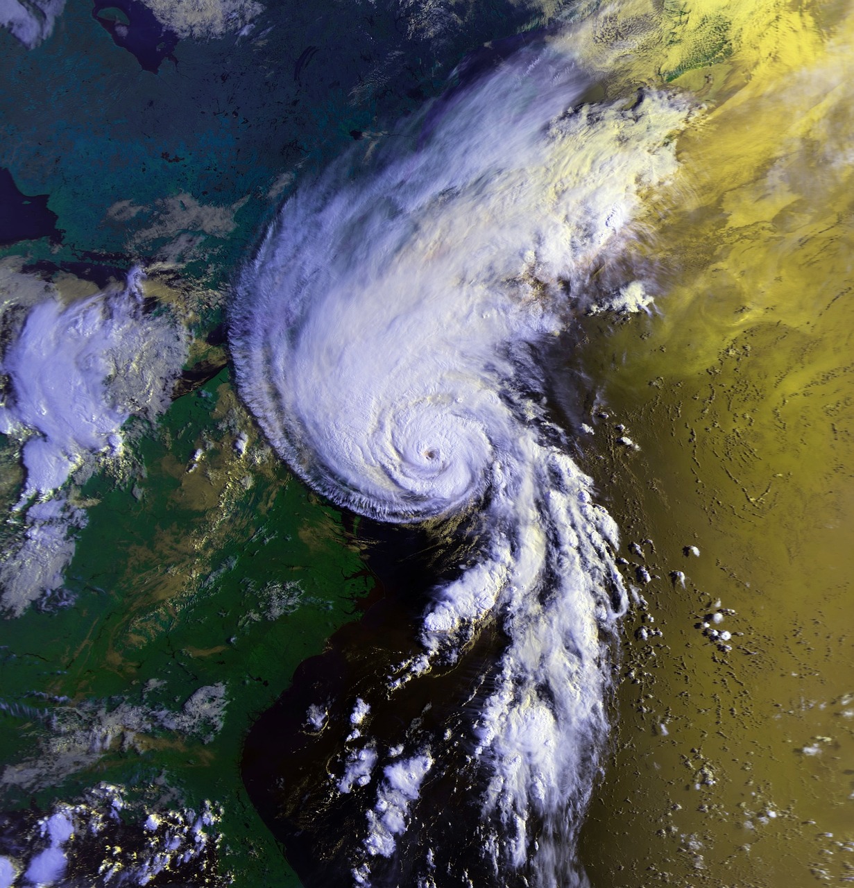hurricane-63121_1280